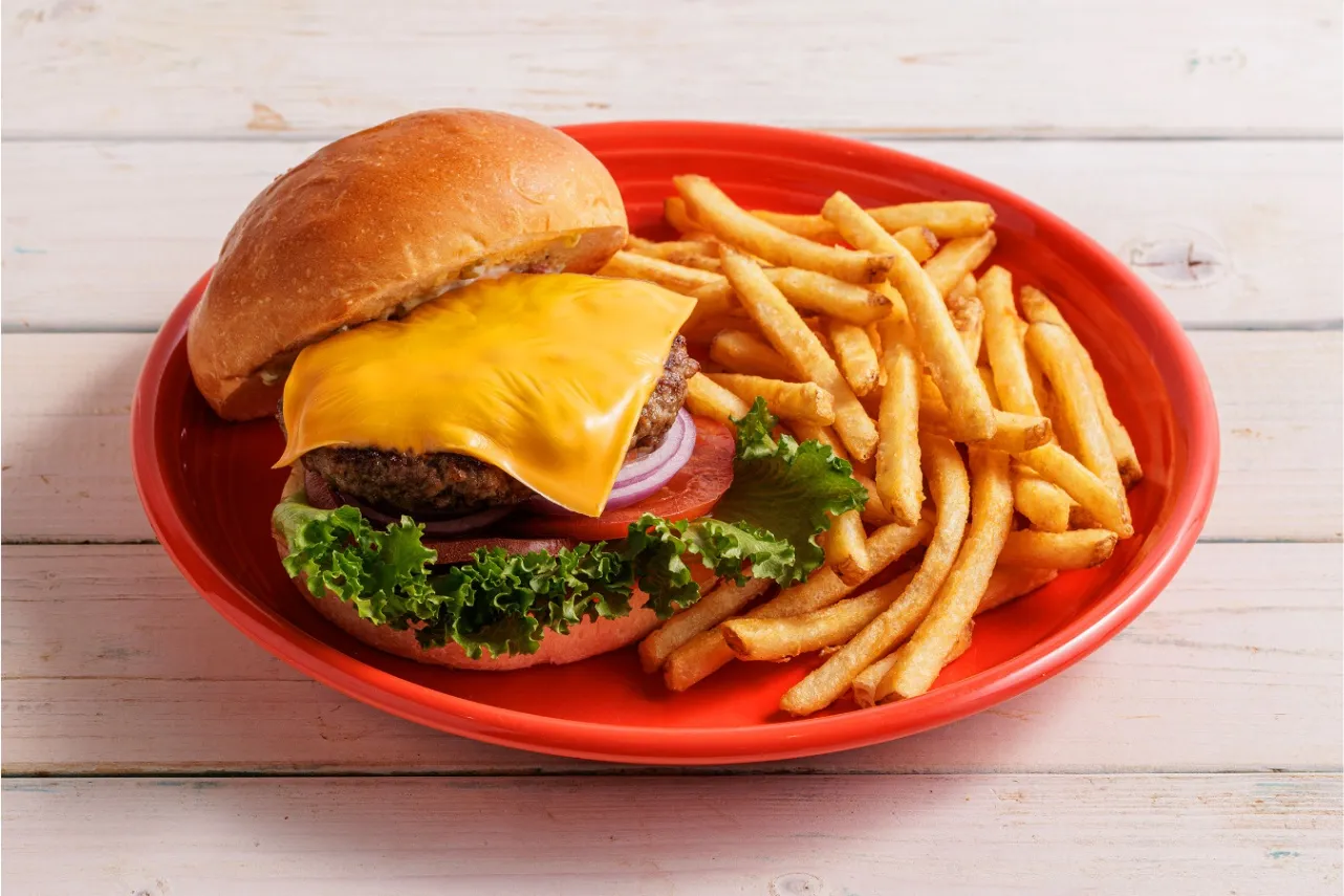 ▲「コナズチーズバーガー」