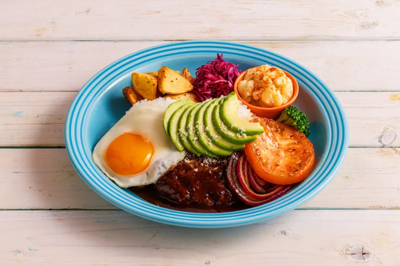“いちばん近いハワイ”がコンセプトのカフェレストラン「コナズ珈琲」千葉県・鎌ヶ谷市に新店オープン
