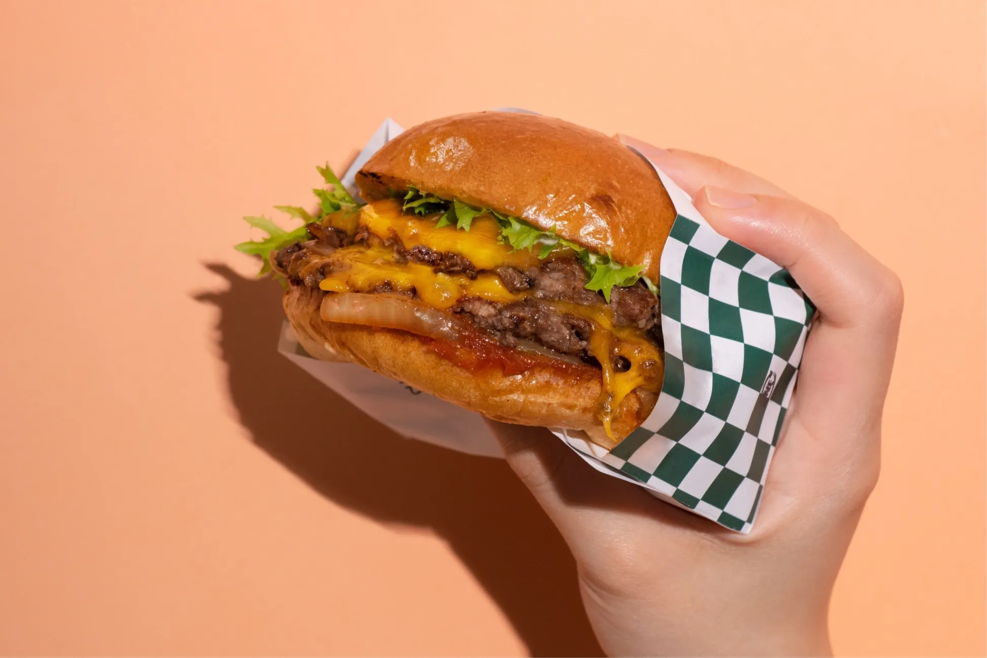 “スマッシュバーガー”専門店「J.S. BURGERS Jr.」越谷レイクタウンにオープン
