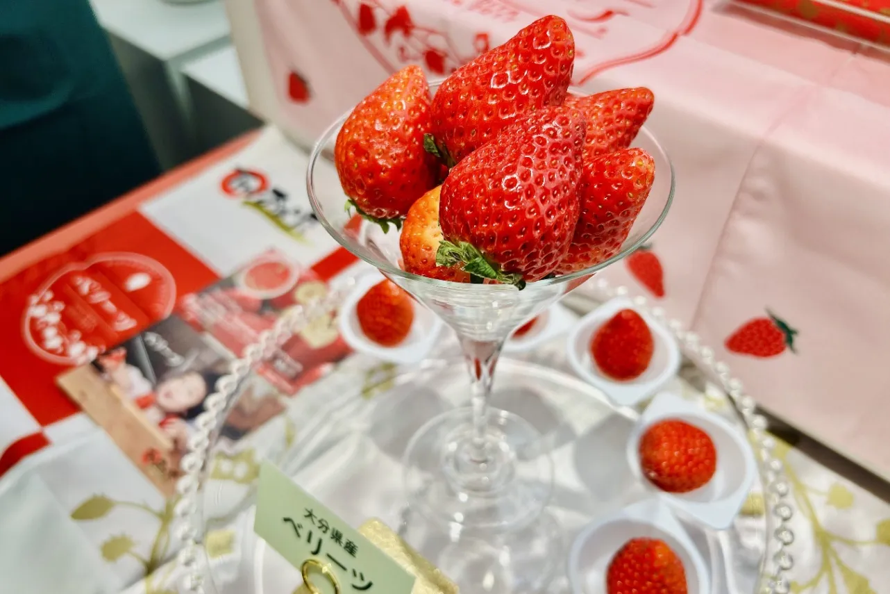 ▲大分県産「ベリーツ」など、上質なフレッシュいちごも多数ラインナップ ※期間限定