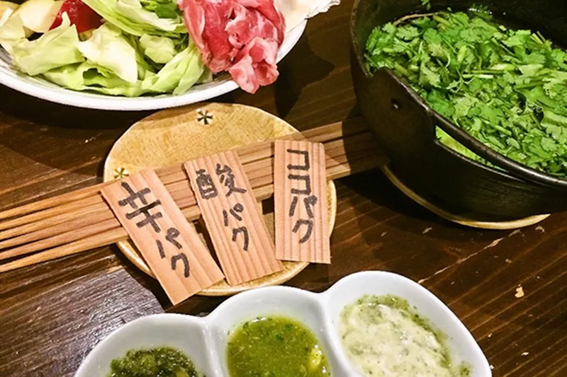 【パクチスト必見】鍋にグラタン、パクベーゼ!?進化しまくる東京の変り種パクチー料理11選