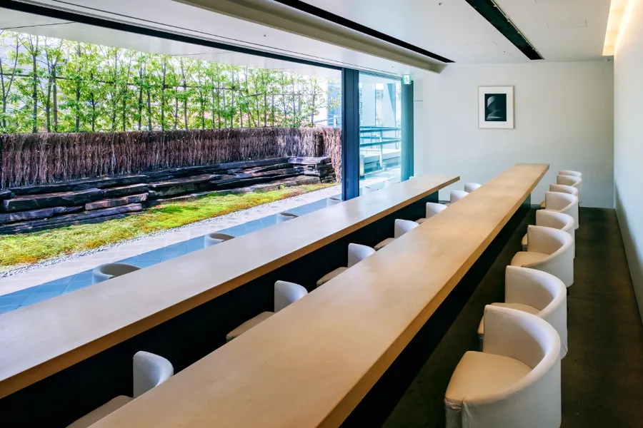 雨の日に行きたい！緑鮮やかな絶景を見渡せる「庭園カフェ」3選_3607404