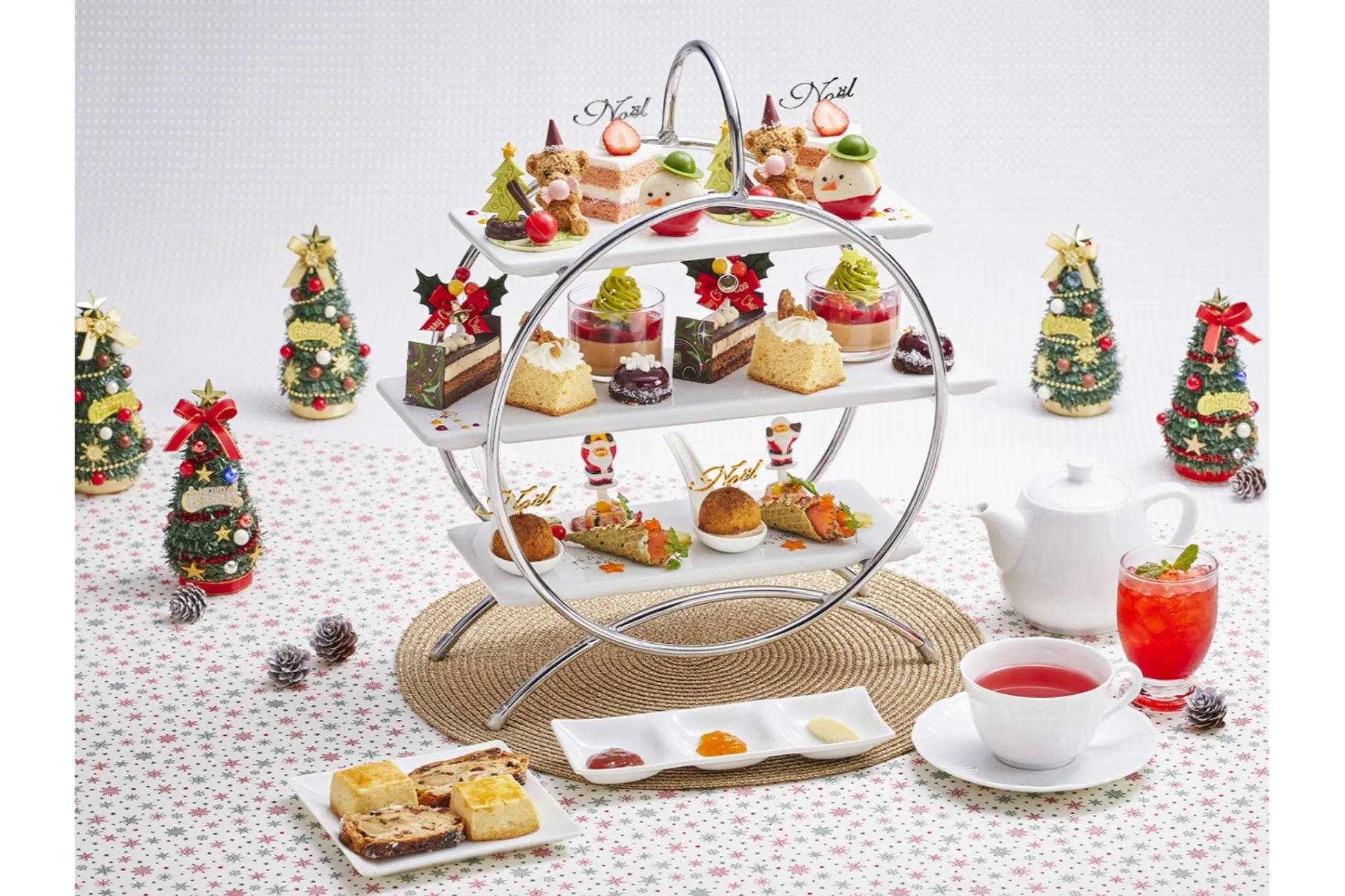 日本橋「ロイヤルパークホテル」に華やかなクリスマスアフタヌーンティー登場！