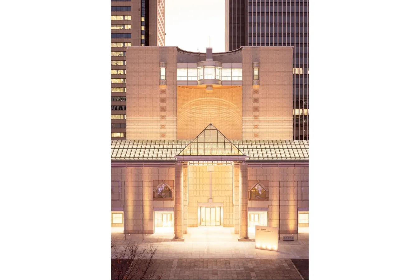 ▲撮影：新津保建秀