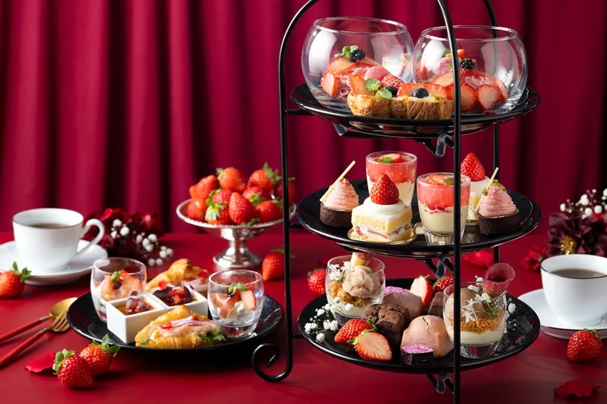 【東京ドームホテル】旬のいちごを堪能するアフタヌーンティー登場!高級食材のセイボリーも