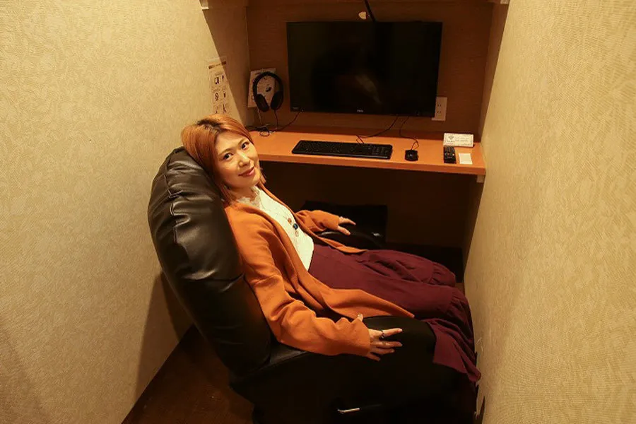 上野で終電逃したら…ネットカフェ「relax24」へ