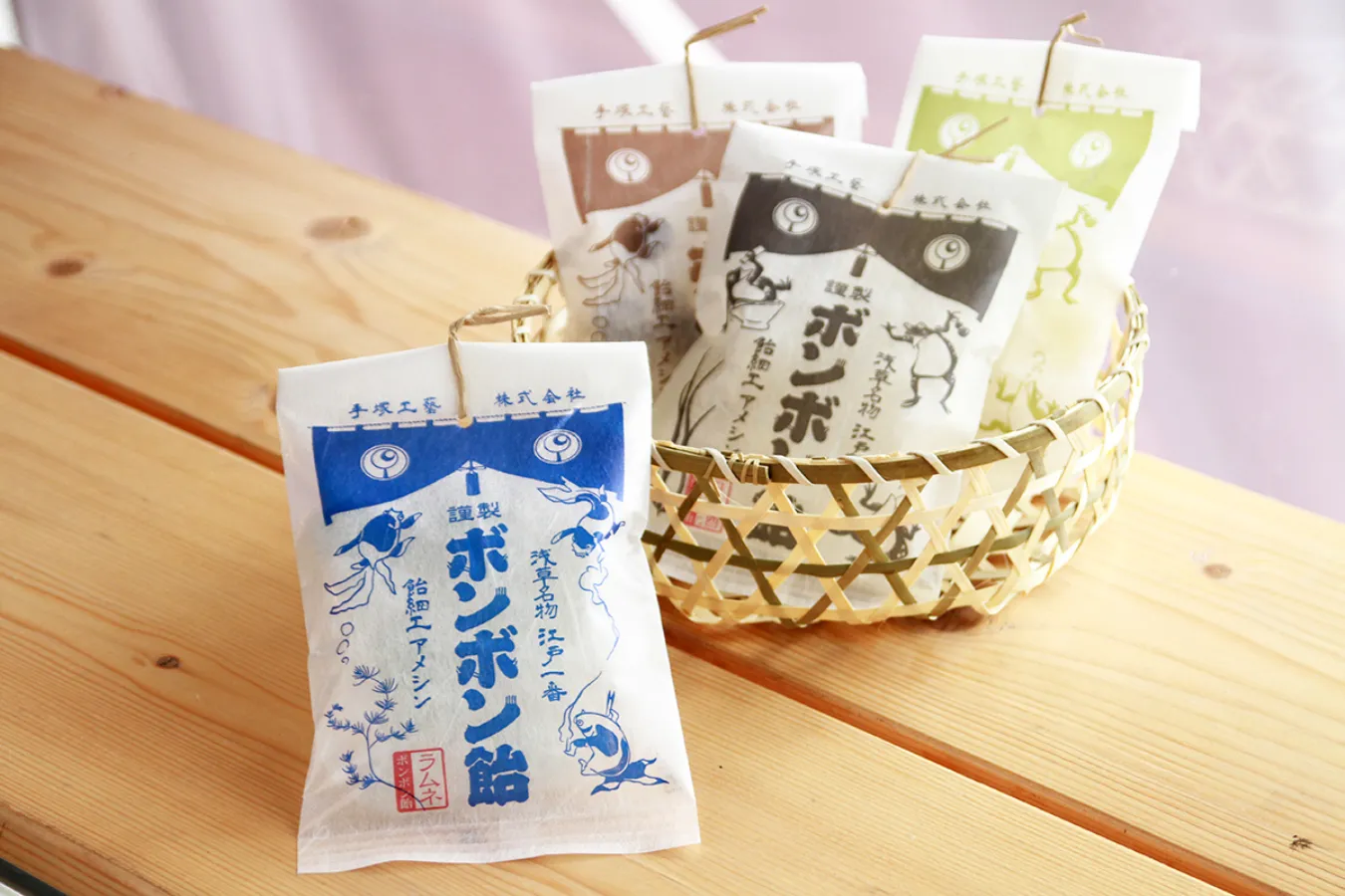 うちわモチーフの飴も！手土産で喜ばれる、涼しげ和菓子5選_397759