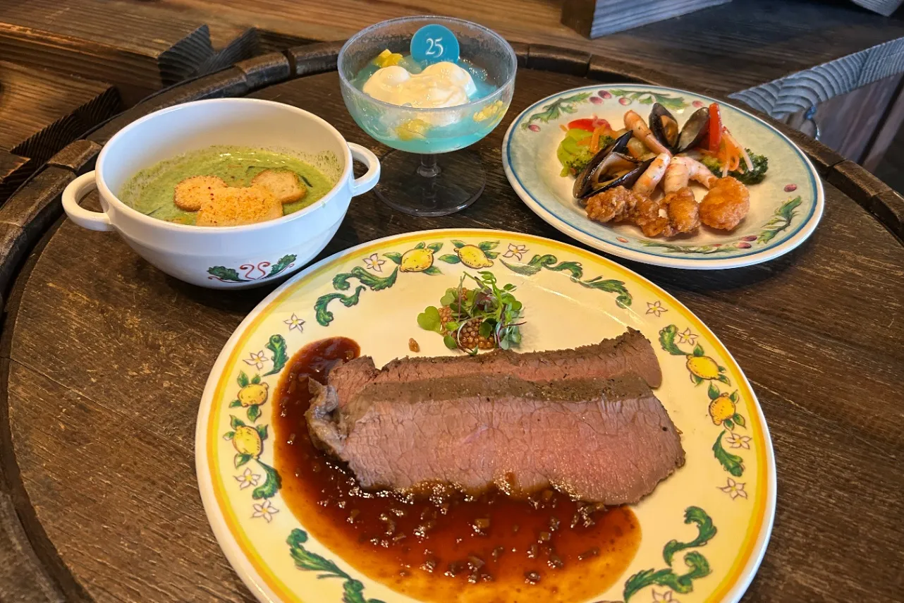 ▲「スペシャルセット」（2,980円）