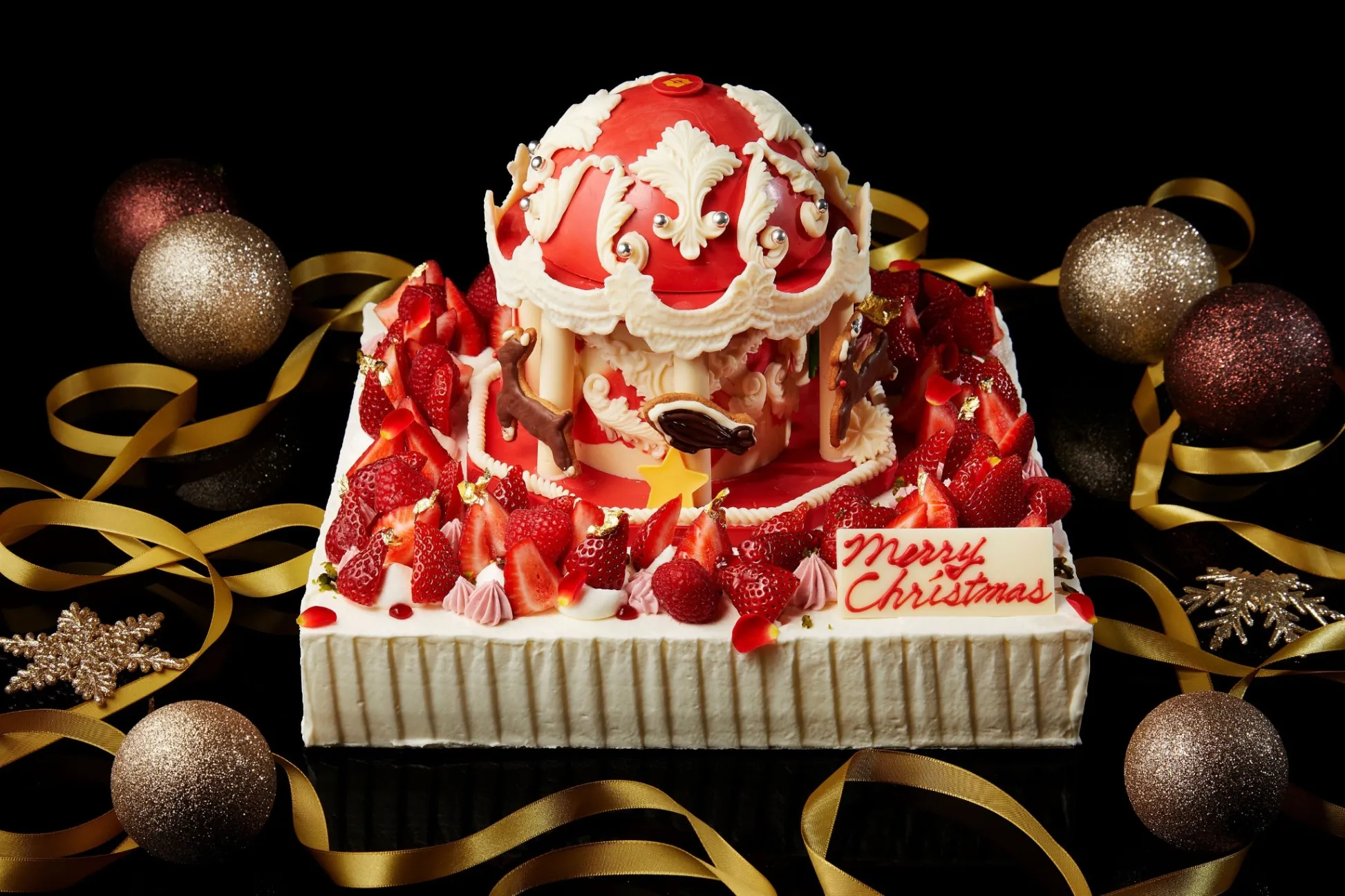 シャングリ・ラ 東京の24年クリスマスケーキ！“メリーゴーランド”着想のケーキも