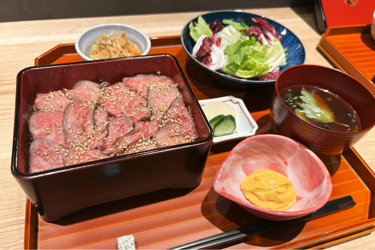 ▲「八重洲 いっさい喝采」（撮影：レッツエンジョイ東京編集部）