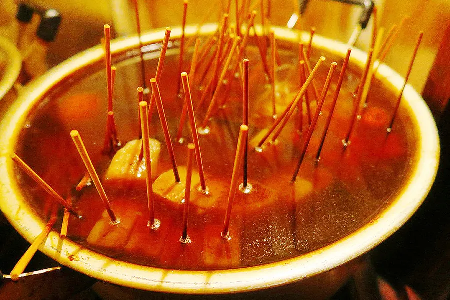 「おそい、せまい、暑い」でも大人気のおでん店！噂の「西尾さん」で絶品おでんを食べてきた！