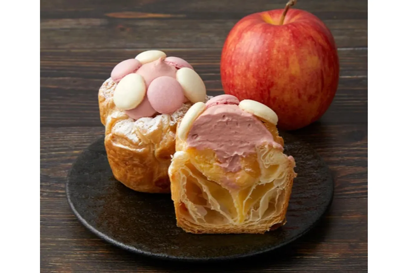 焼きたてアップルパイ専門店「パイマニア」甘酸っぱい“ラズベリー”の