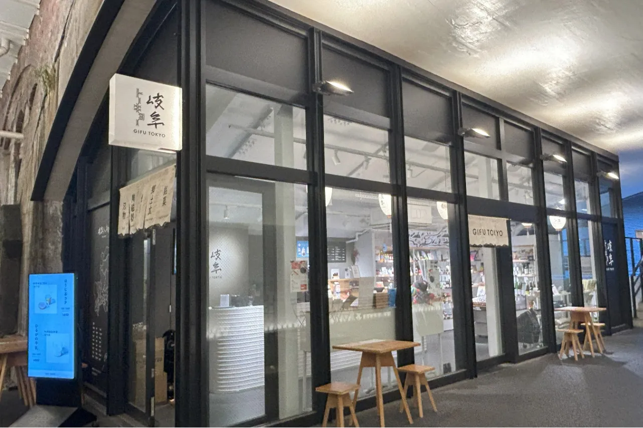岐阜県のご当地ビール、郡上八幡麦酒こぼこぼ「ペールエール」を実飲！アンテナショップで買えるビール特集_3773300