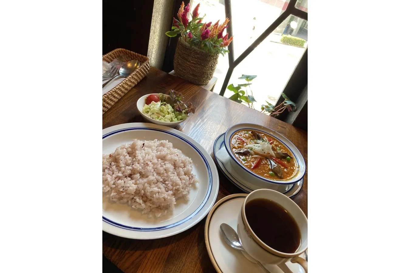 【偏愛カレー】ツウの5人が選ぶ「推しカレー」聖地31選_2490473