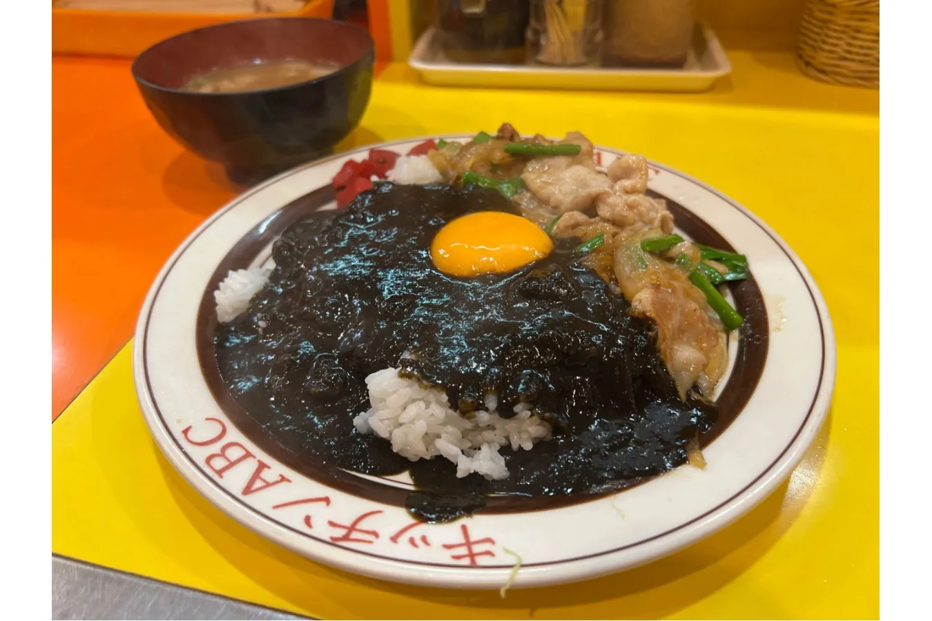 【偏愛カレー】ツウの5人が選ぶ「推しカレー」聖地31選_2490481