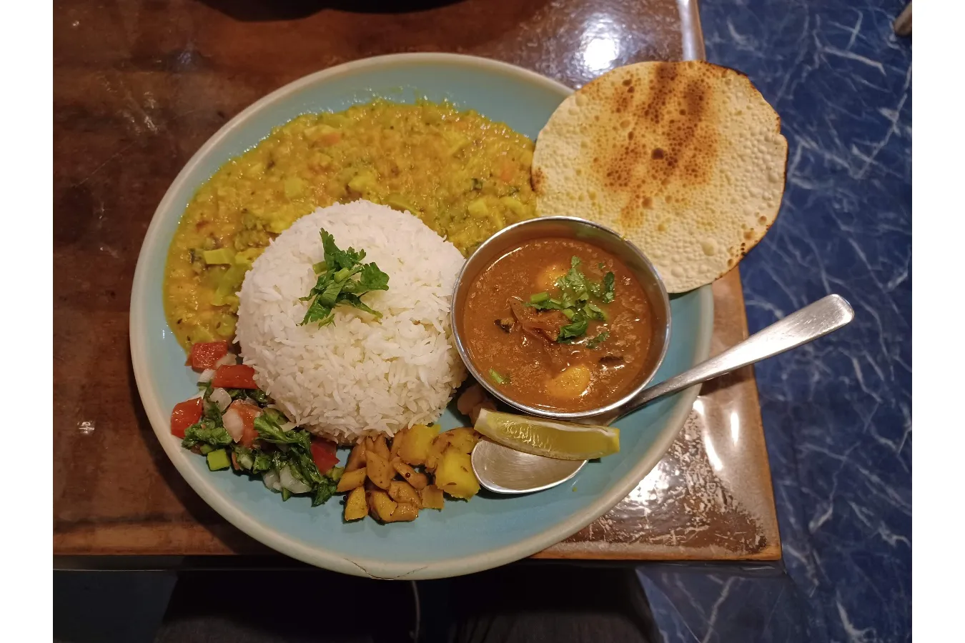 【偏愛カレー】ツウの5人が選ぶ「推しカレー」聖地31選_2490485