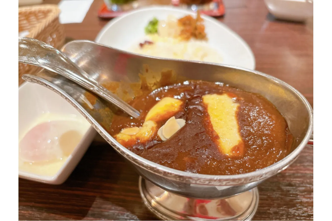 【偏愛カレー】ツウの5人が選ぶ「推しカレー」聖地31選_2490488