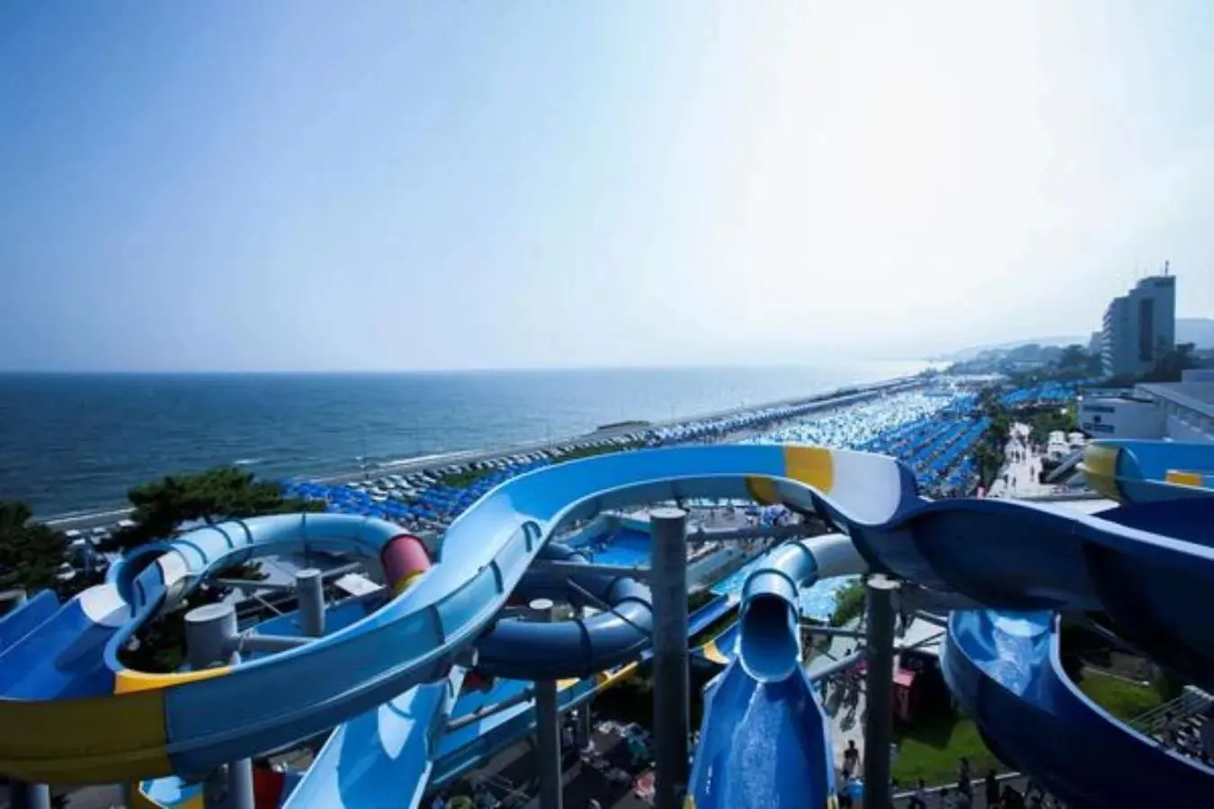 ▲ウォータースライダー
