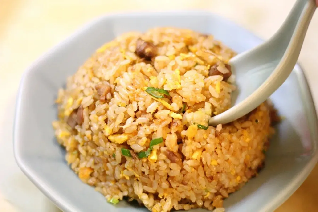 1日400食も売れる伝説のチャーハンを知ってる！？神楽坂でウワサの中華店へ行ってきた！_982256