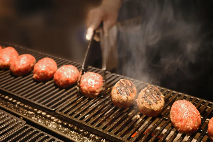 焼肉店歴23年の店主が作る「ハンバーグ 嘉」が原宿にオープン_193991