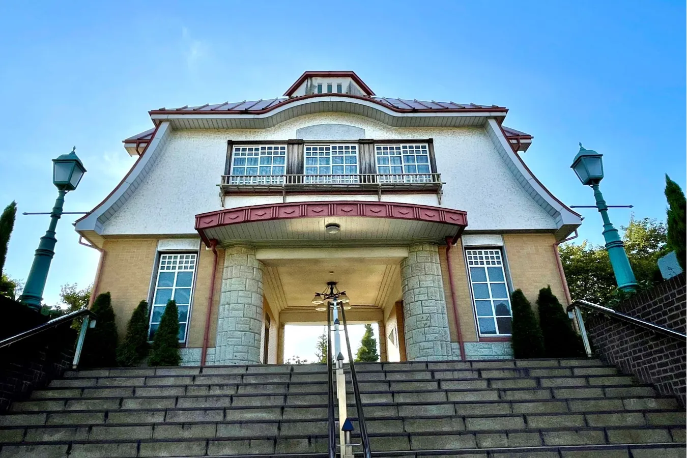 絵本の世界から飛び出した!? いまも愛され続ける東京の旧駅舎をめぐる_516250