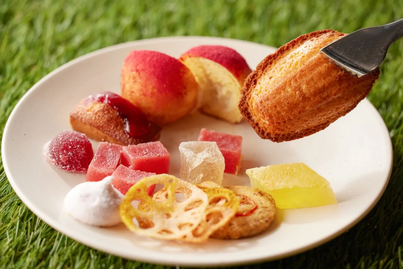 ▲「焼き菓子とコンフィズリーのブッフェ」