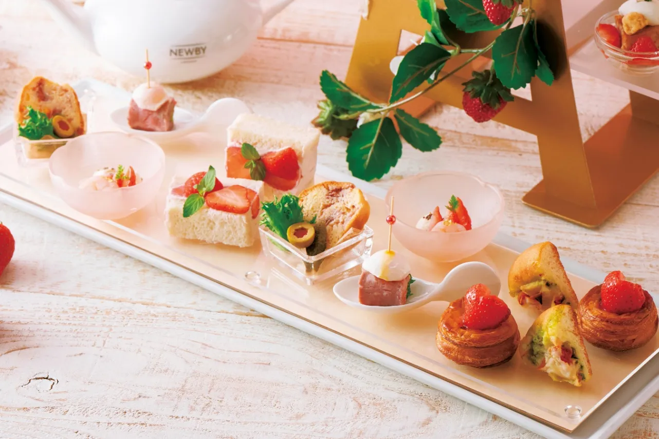 ▲「ランドマークアフタヌーンティー“Strawberry”」