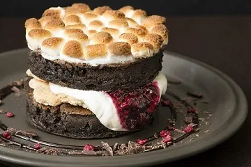 【冬限定】“スモア×チョコレート”新感覚パンケーキ誕生！2/24には一夜限りのパンケーキ食べ放題も！[2017年]