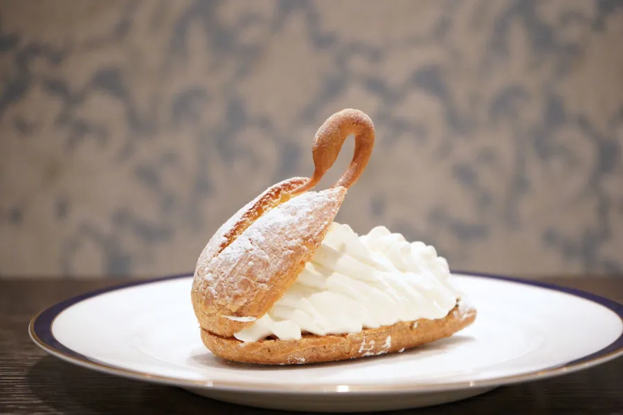 美しき“白鳥シュークリーム“！広尾「ルコント」レポ