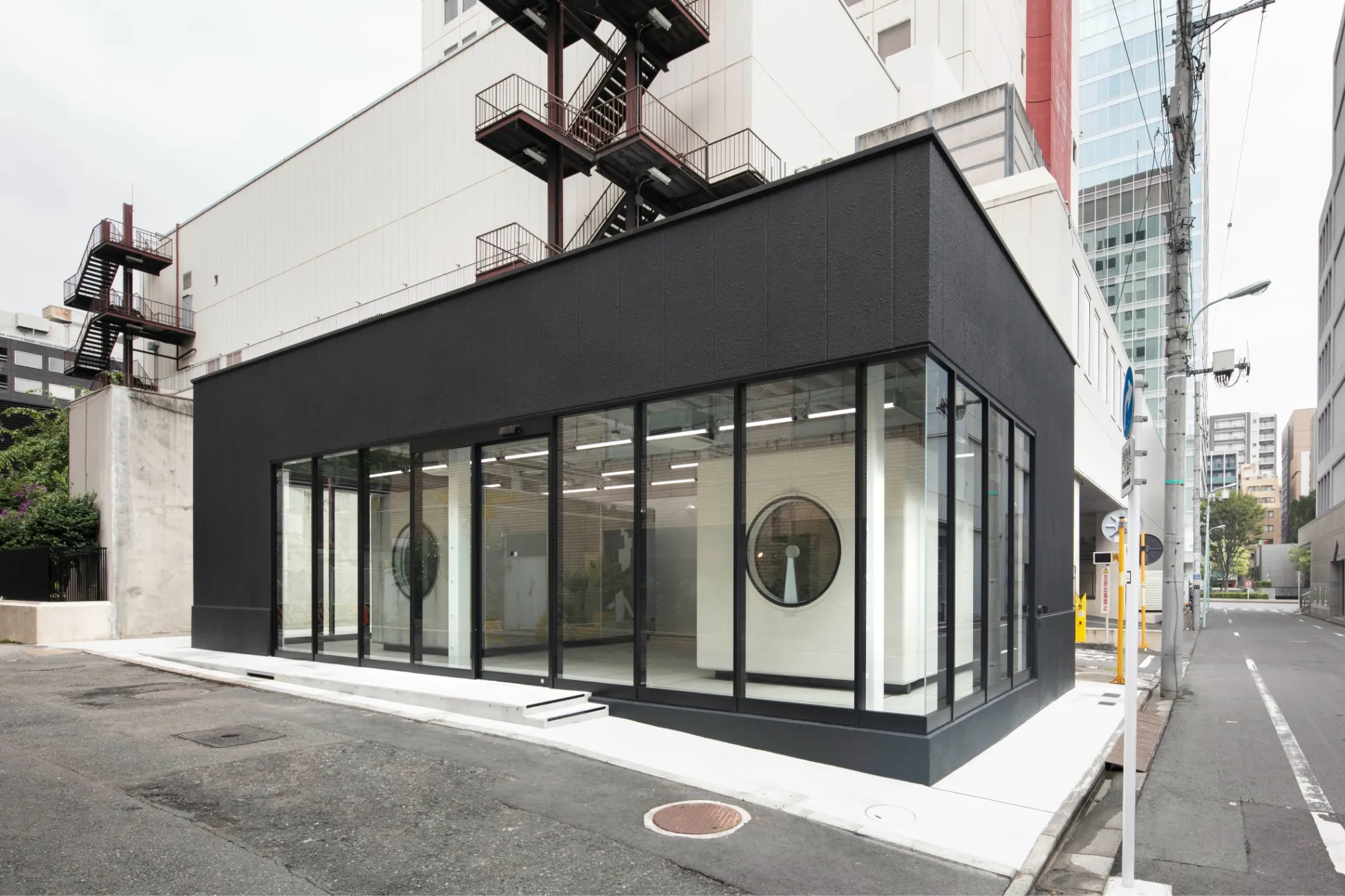 「中銀カプセルタワービル」のカプセルを再活用！新アートスペースが東銀座に誕生