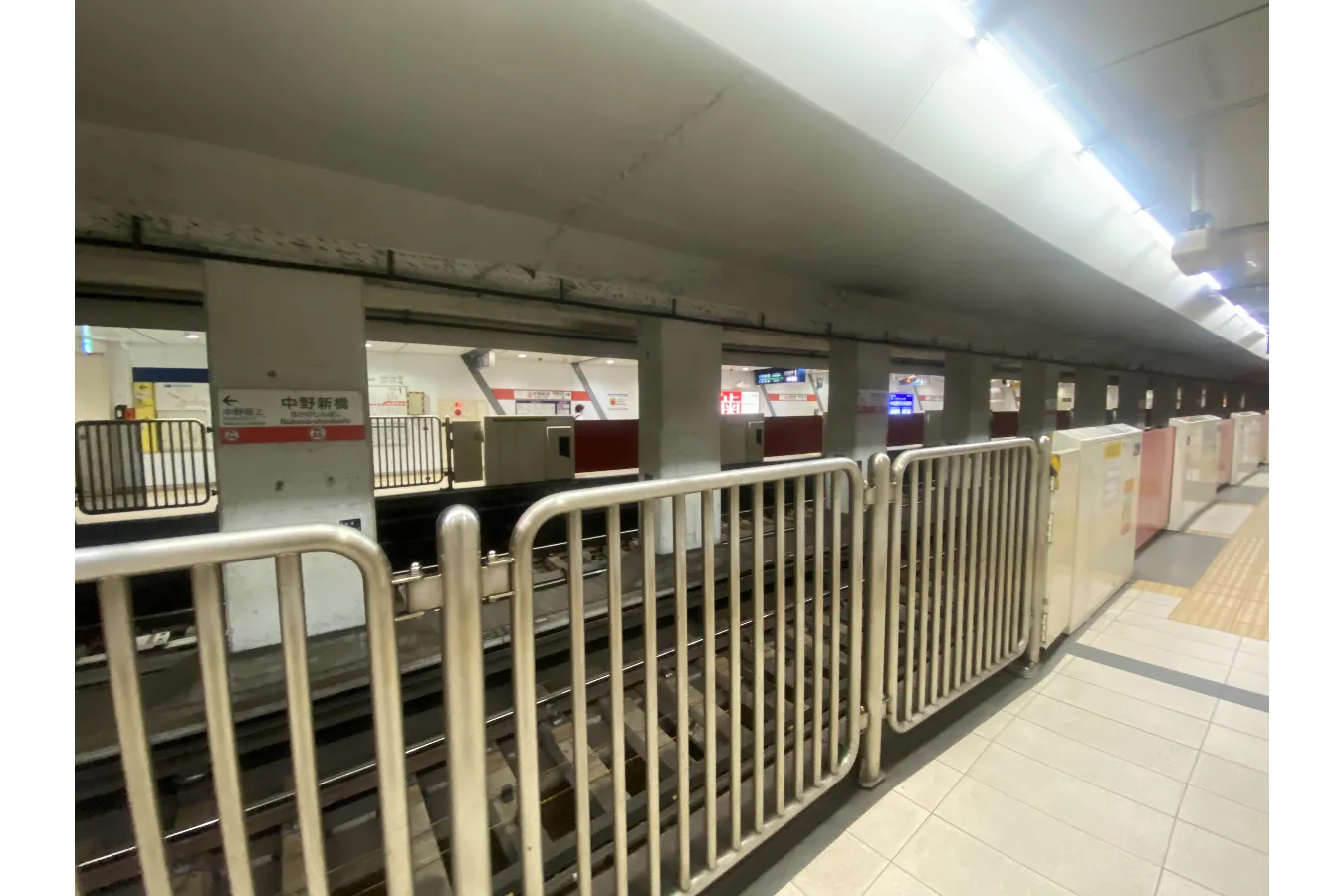 『007』のロケ地になった中野新橋駅！映画ソムリエ・東紗友美のイチ推し。_585689