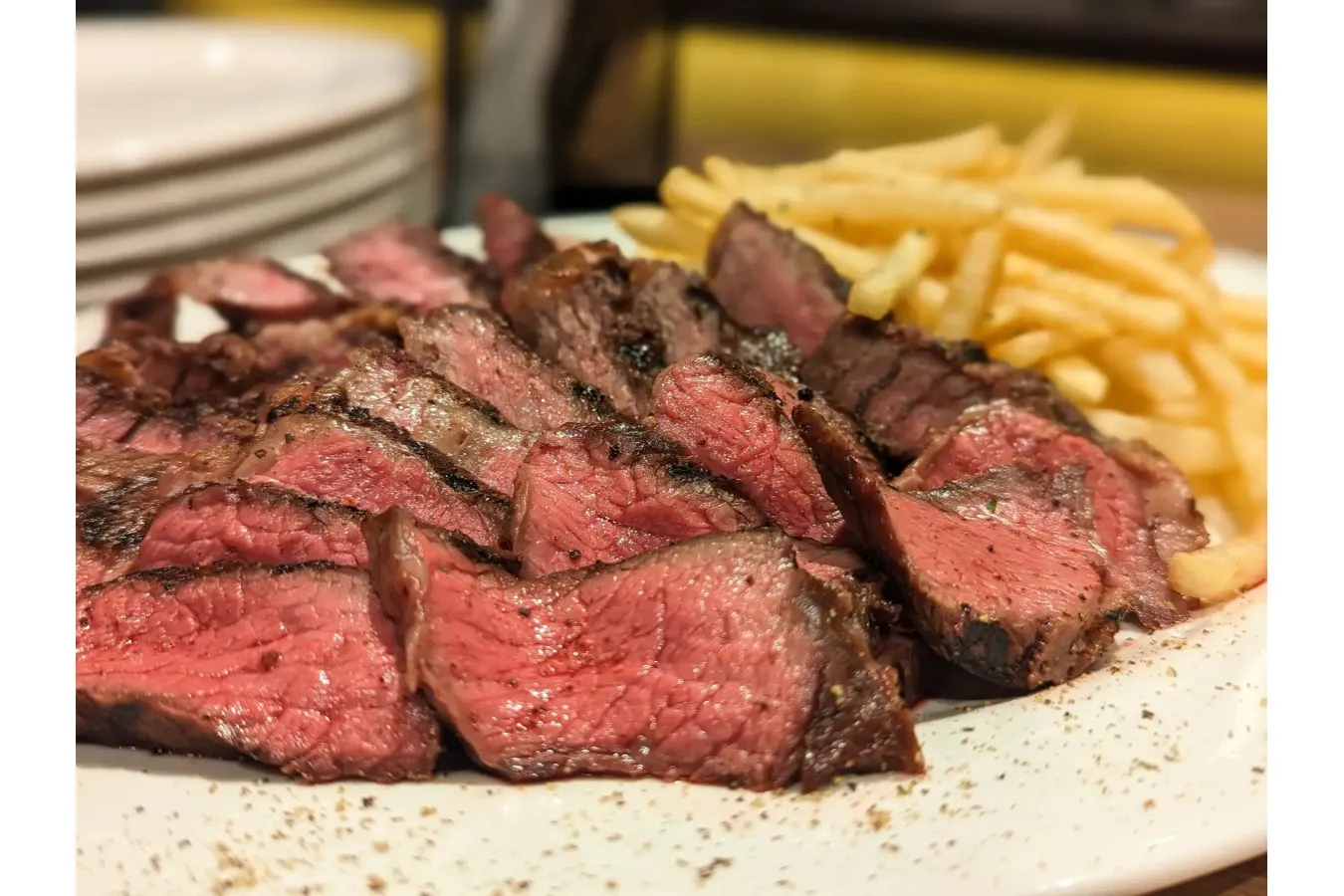 【虎ノ門ヒルズ】クラフトビールと肉グリルが楽しめる「Btaps」がオープン_1471028