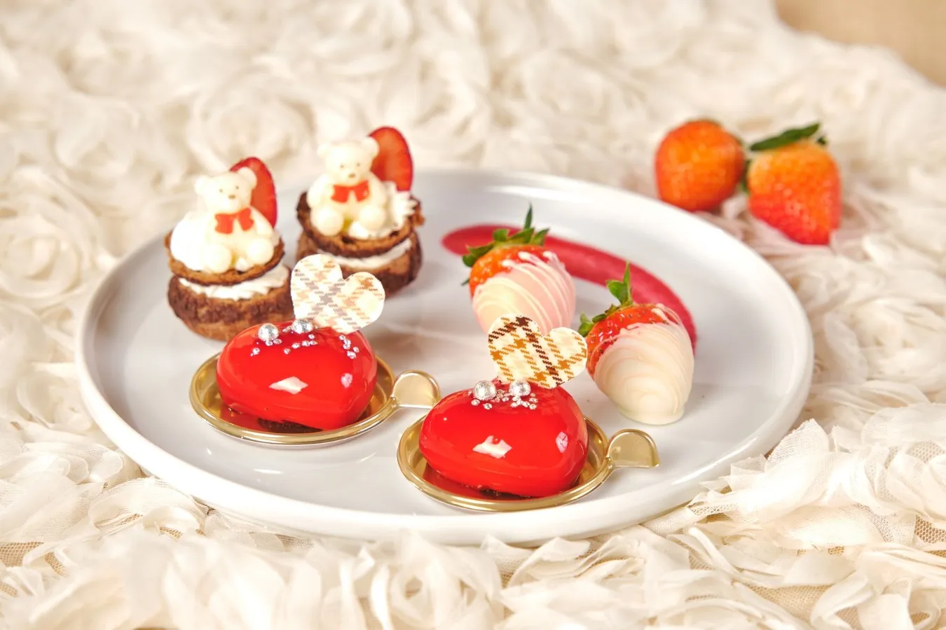 ▲アフタヌーンティー中段スイーツ　イメージ