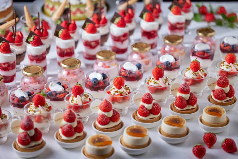 【ウェスティンホテル東京】約20種類のいちごデザートが楽しめるデザートビュッフェ登場