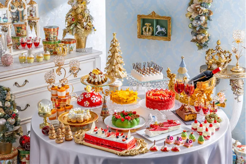 【ヒルトン東京】“王様＆女王”テーマのクリスマススイーツビュッフェが登場