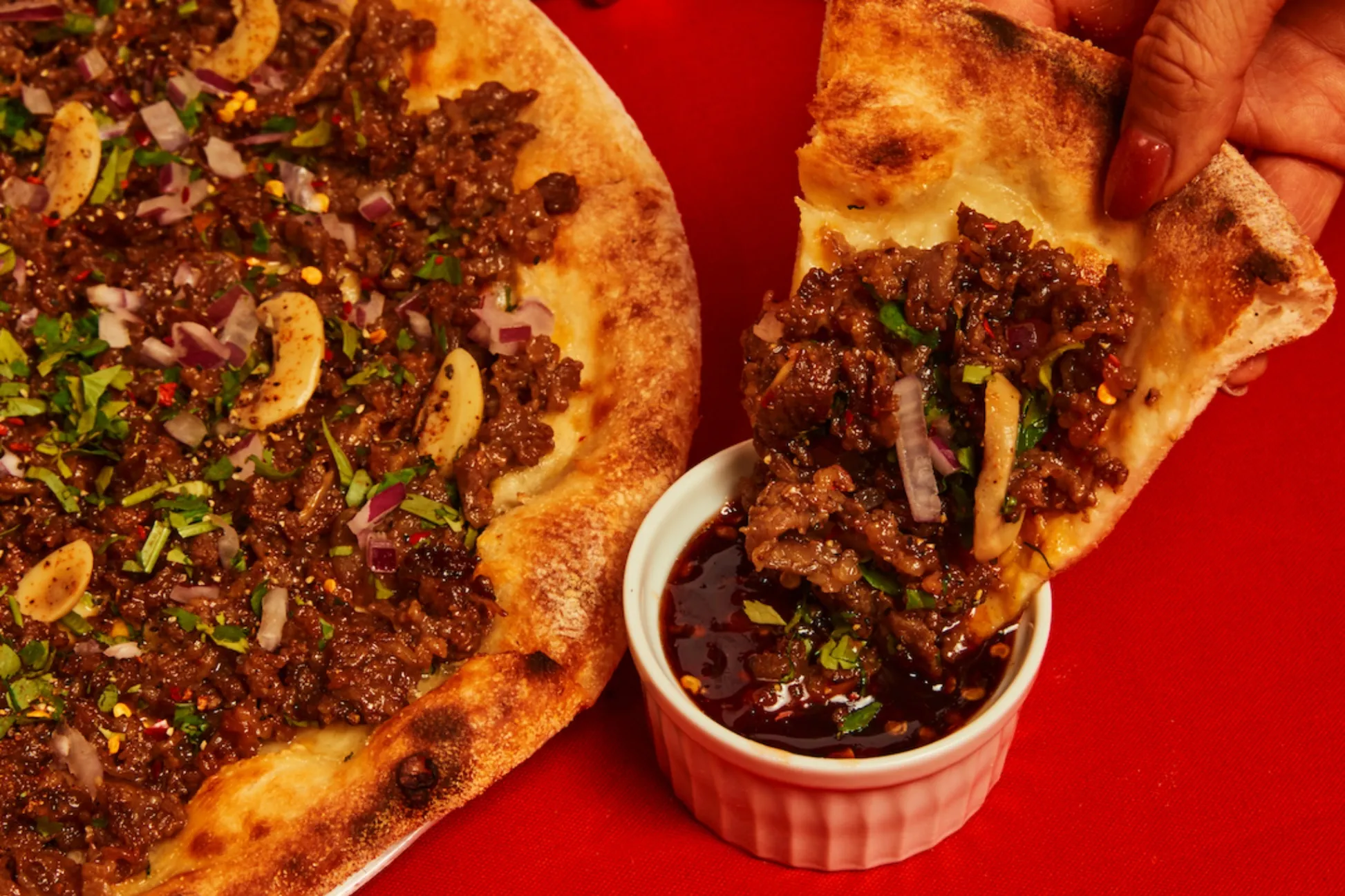 日本初上陸！韓国で大流行のピザブランド「オールデイ ピザ サービス