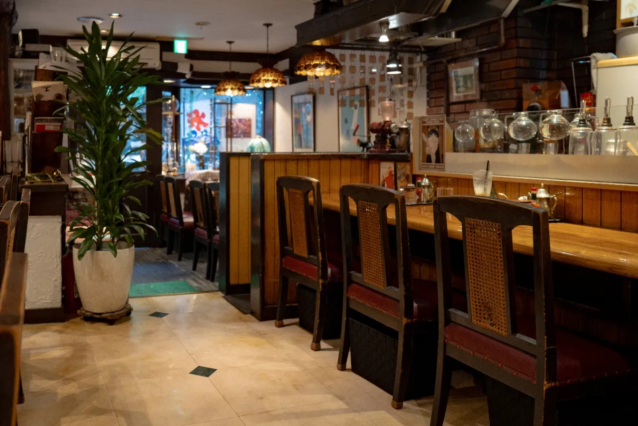 イタリア人も感動した"ピザトースト発祥の店”！有楽町の老舗喫茶「珈琲館 紅鹿舎」_1873533