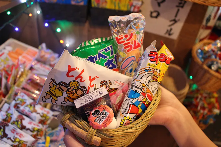 100種以上の駄菓子が食べ放題！子ども時代の夢を実現できる「しぶや駄菓子バー」が天国すぎた