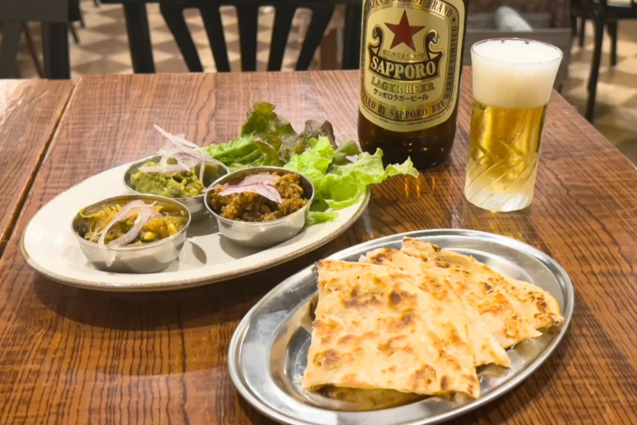 ▲「瓶ビール」（写真右奥750円）