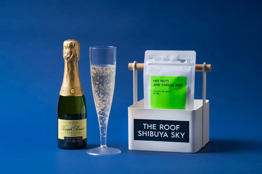 ▲「THE ROOF SEAT & CHAMPAGNE SET」