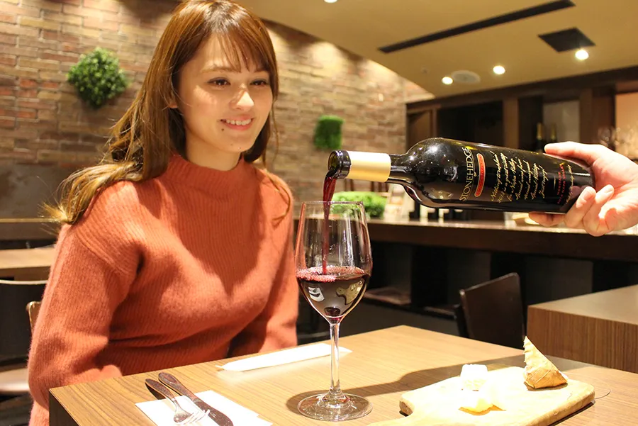 200円～ワインを飲み比べできるって！有楽町でおトクに一人飲みできる穴場とは？
