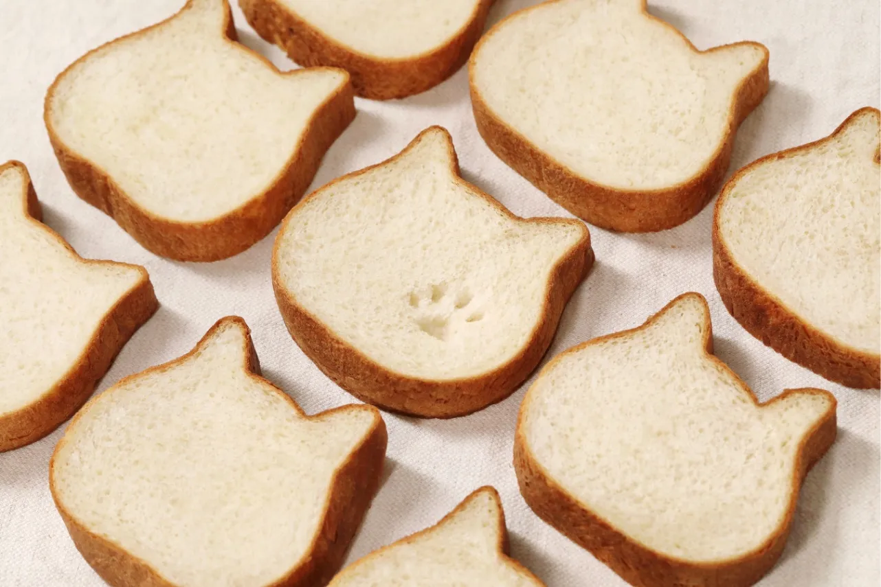 ▲「ねこねこ食パン」