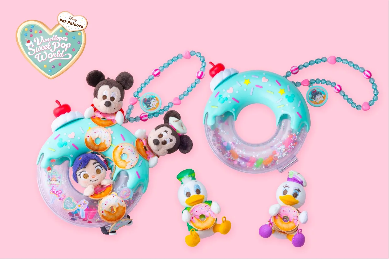 ▲「スウィート・ドーナツリング」(各1,800円)、「ぬいぐるみチャーム」(各1,600円)(C)Disney