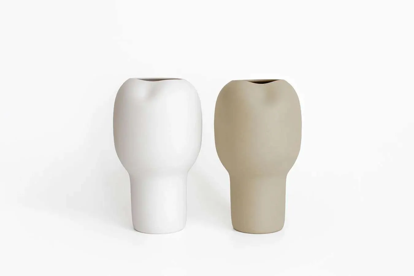 ▲ヘルシンキを拠点に活動する陶芸家兼デザイナーSaija Halko（サイヤ・ハルコ）氏の「UMPU Vase」（写真提供：doinel）