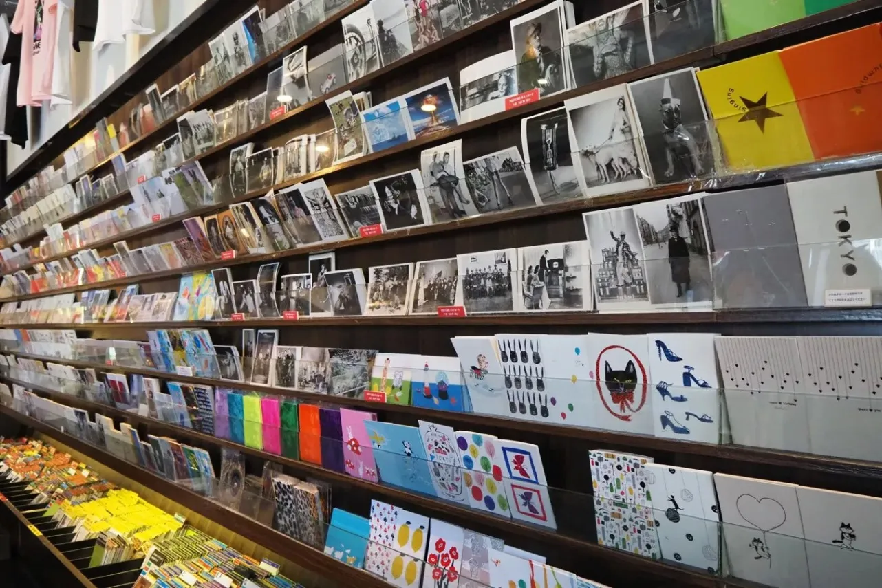 休日は外苑前で一人散歩!こだわりカフェやショップを巡る「半日コース」_1705557