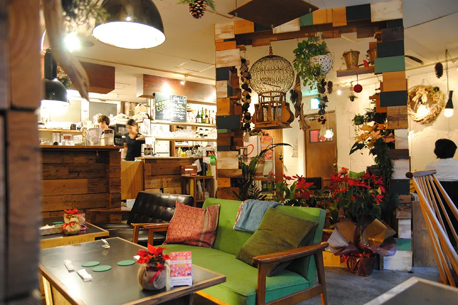 【新宿三丁目】22時以降OKな深夜カフェ5選