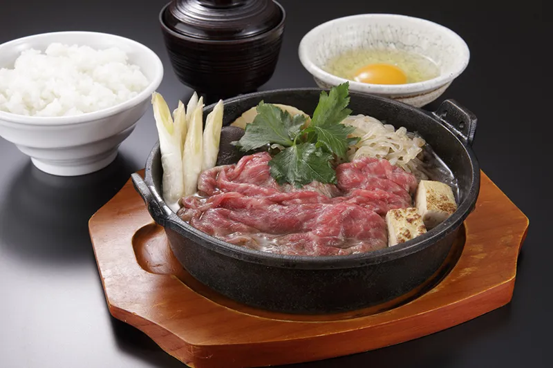 老舗の絶品すき焼きをお手軽に！お一人様でも楽しめる都内のすき焼き店まとめ