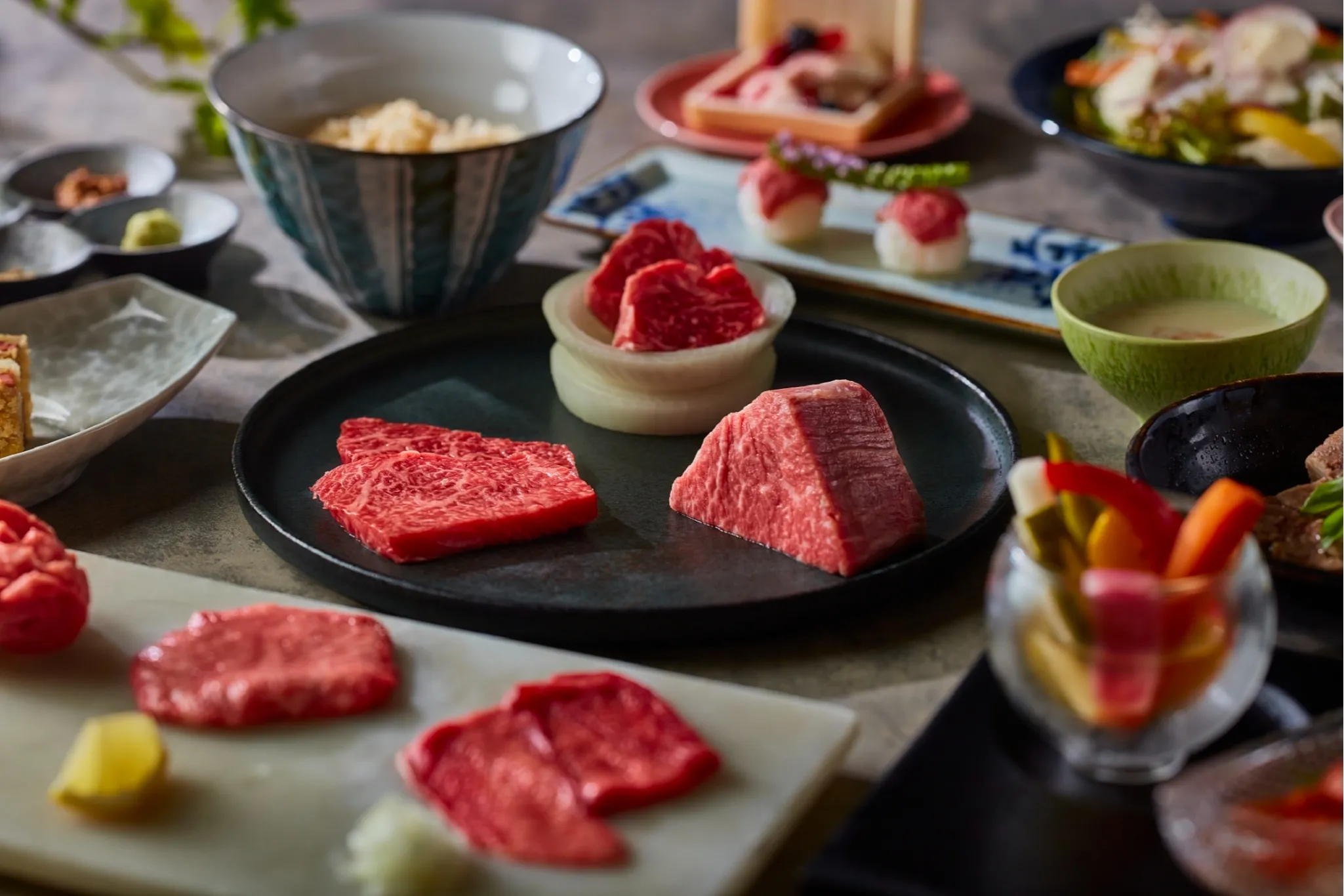 高級焼肉チェーンが手掛ける「焼肉 ひれとたん 中目黒店」誕生