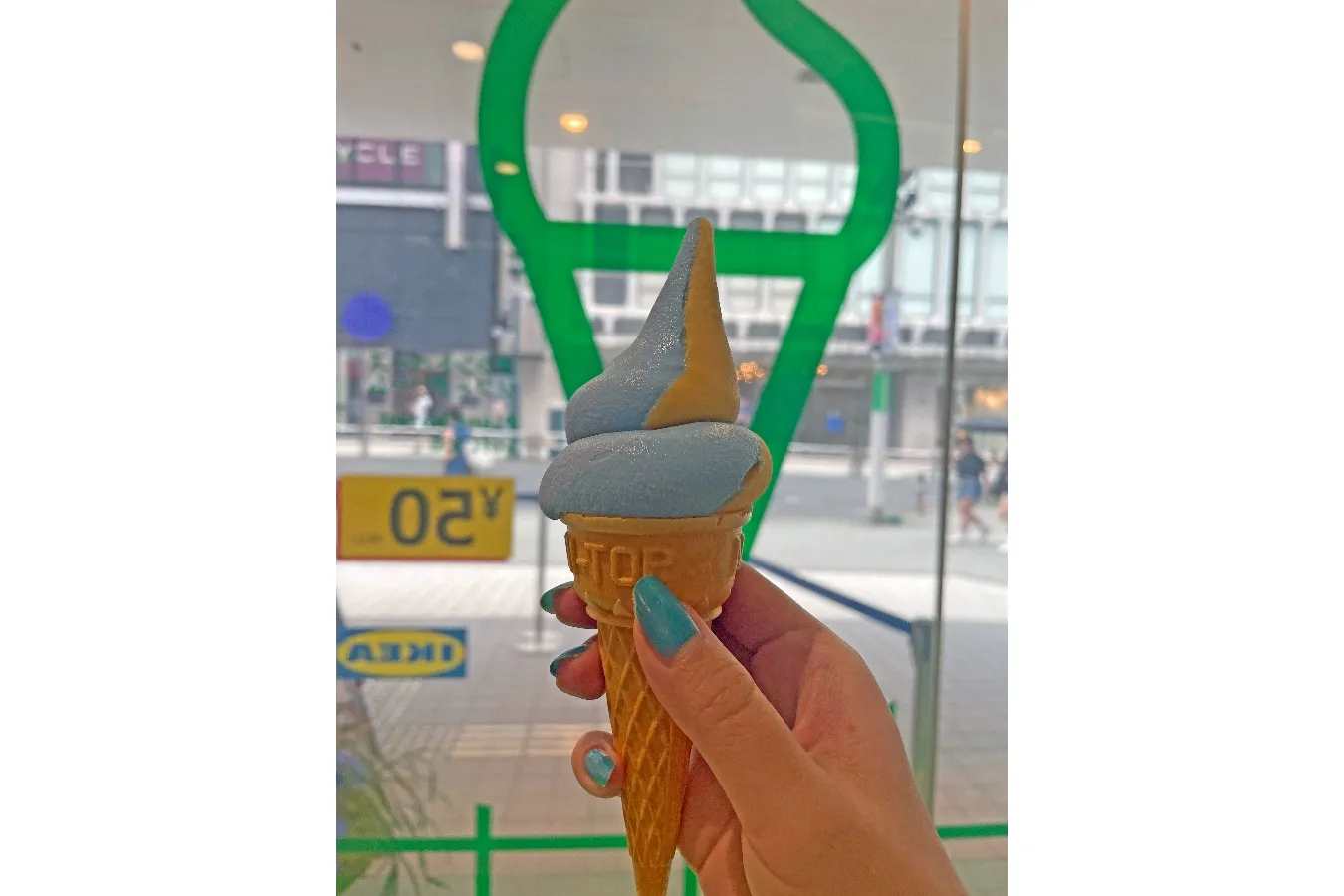 ▲「スウェーデンソフトクリーム」（撮影：レッツエンジョイ東京編集部）