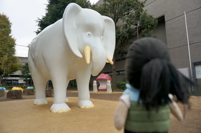巨大な動物アートをおさわりし放題！　無料の「練馬区立美術の森緑地」
